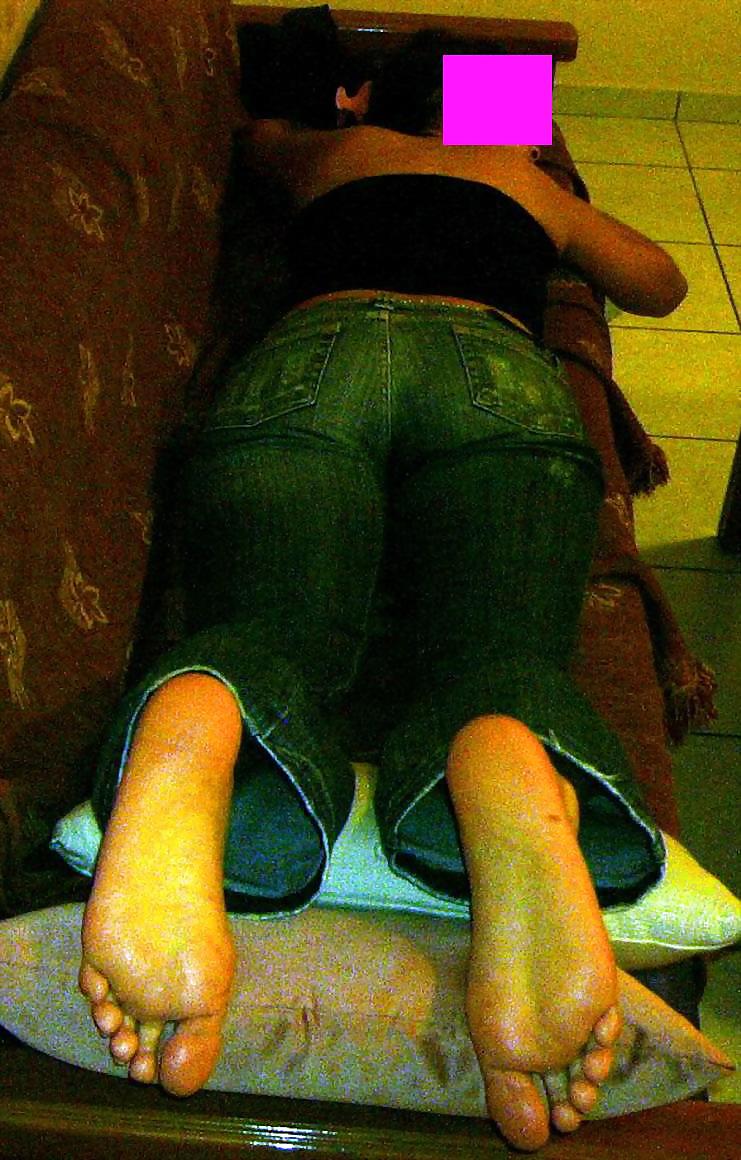 Sexy Pieds D'une Jeune Femme Sexy #10954587