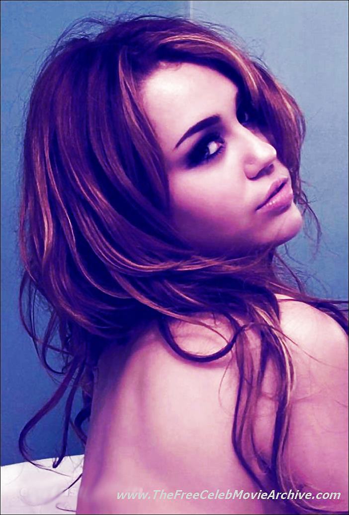 Sexy Miley Cyrus by twistedworlds #4604265