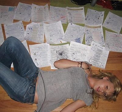 Alyson michalka - máxima y personal
 #2476104