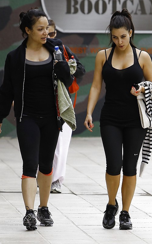 Kim Kardashian in leggings lasciando una palestra in studio city
 #5354652