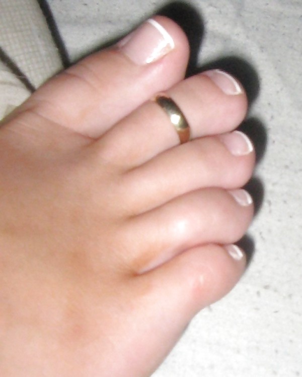 My girlfriend's gorgeous feet #2690225