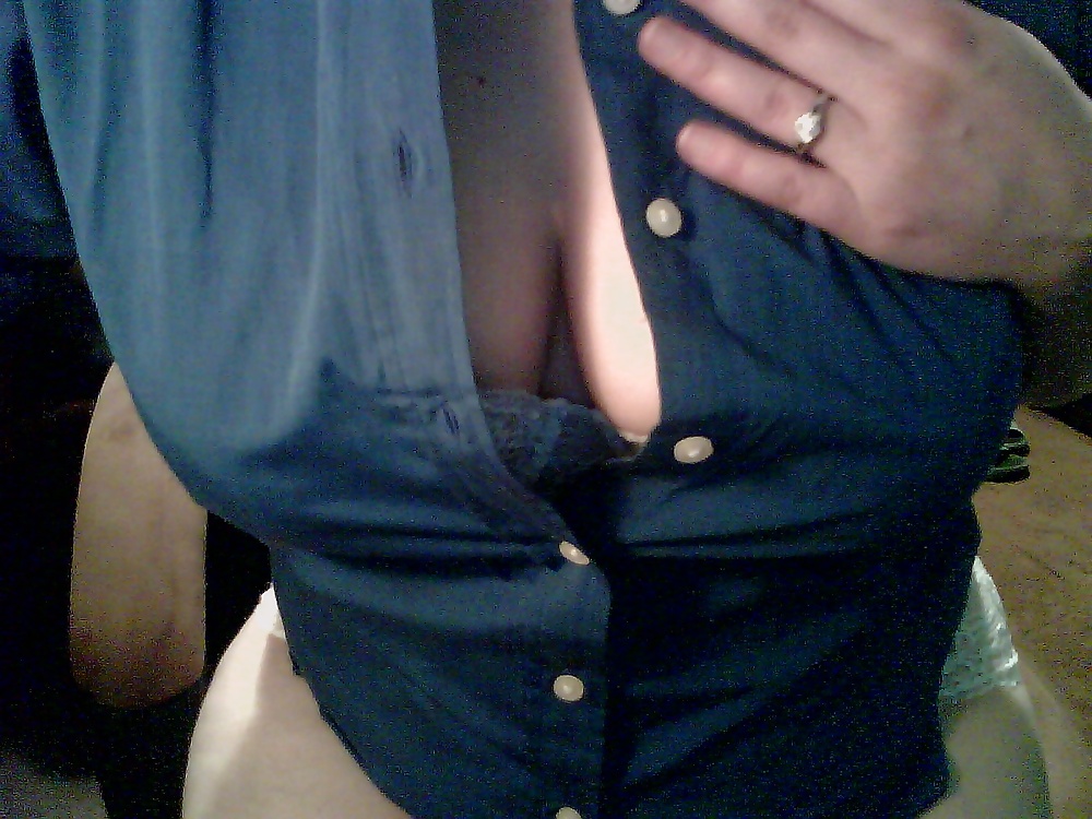 Cleavage and More! #3011076