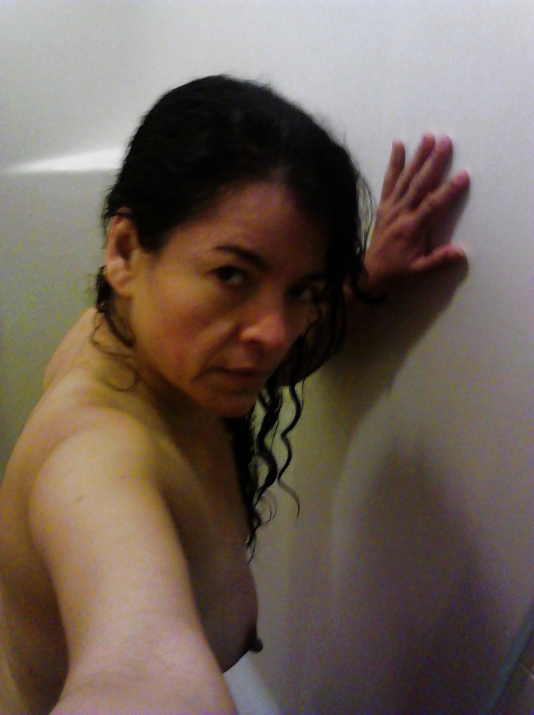 Mature Latino Self Pics #18446594