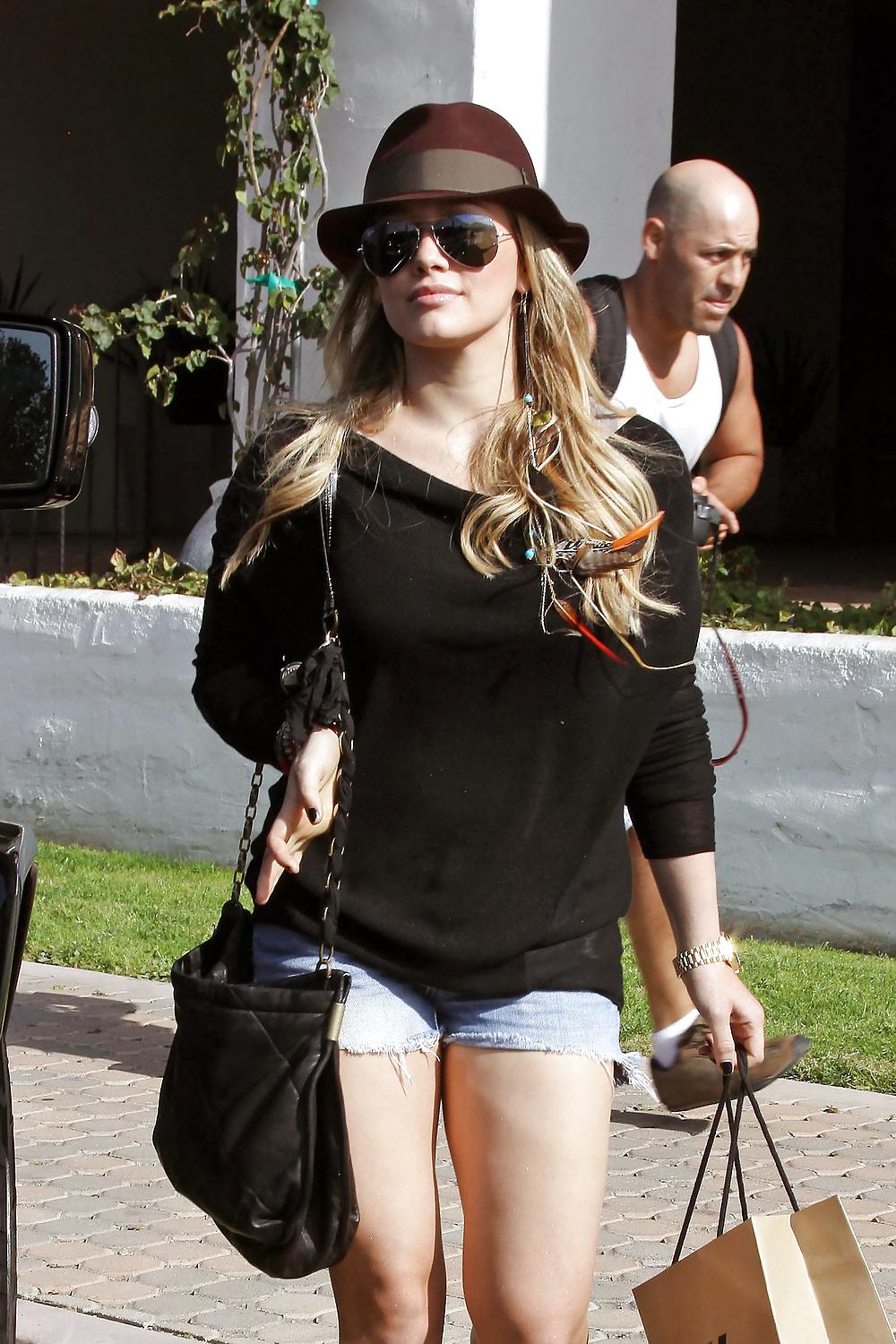 Hilary duff leggy shopping
 #5103818