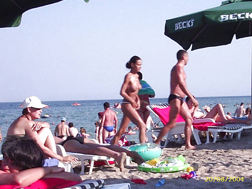 Paparazzi Strand Von Krmanjonac #2444137