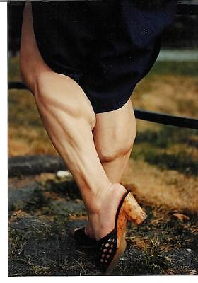 Female muscular calves #19309280