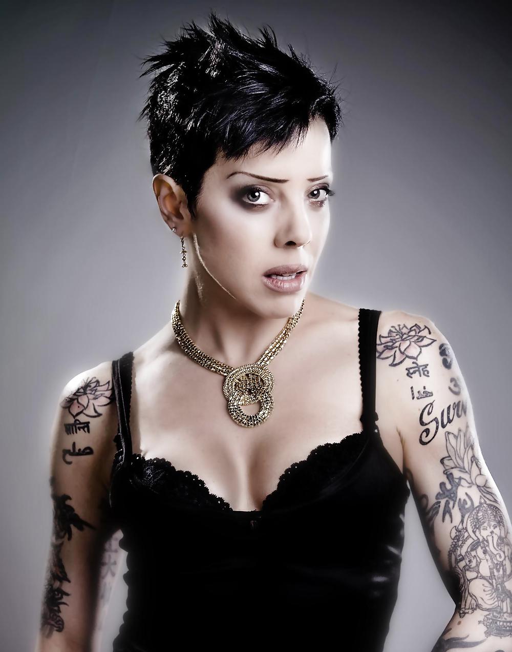 Bif Naked #18059104