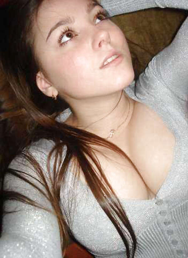 Teen cleavage #4184809