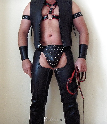Mich In Leder #17098991