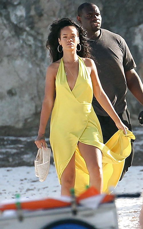 Rihanna Dreharbeiten In Barbados Sexy #9862877