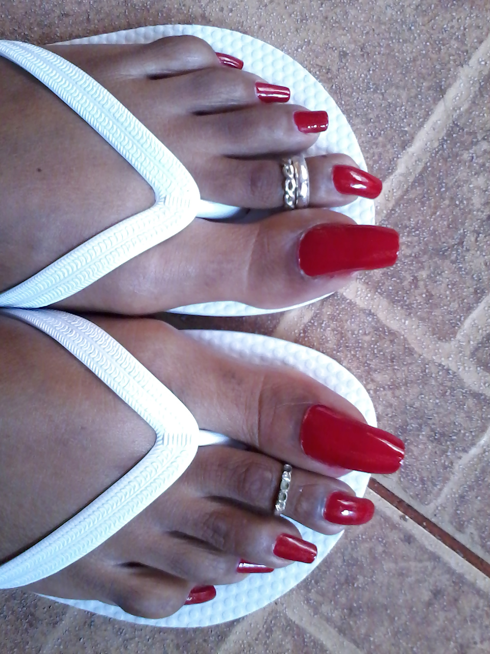 Chicas negras con uñas largas y uñas de los pies 2
 #15003248