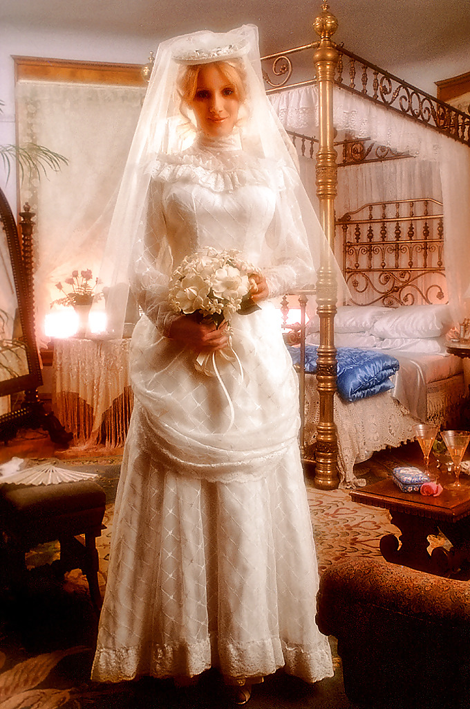 Wedding Dress-Brides Set 1 #672905