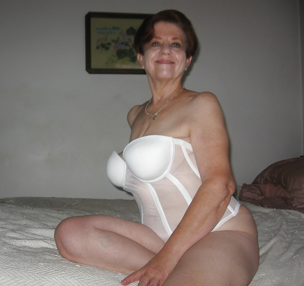 Awesome exhibitionist granny 2 #4110431
