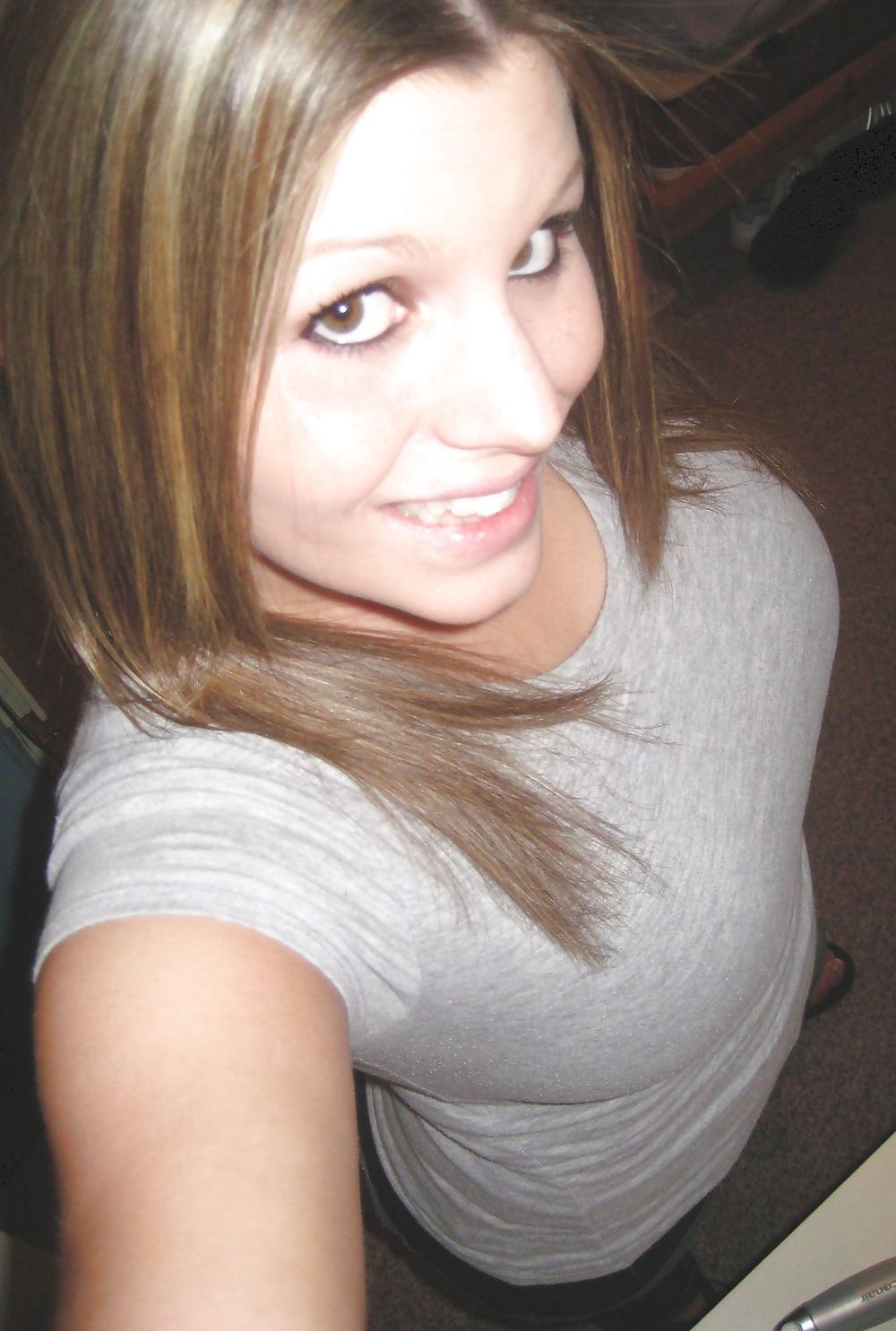 Young chick #3668664