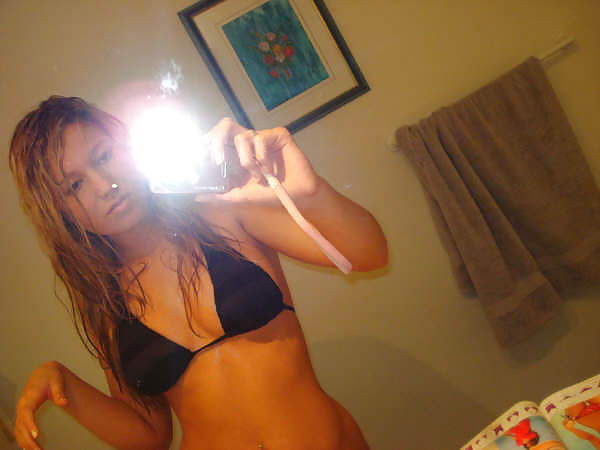 Blondie Horny #9373696