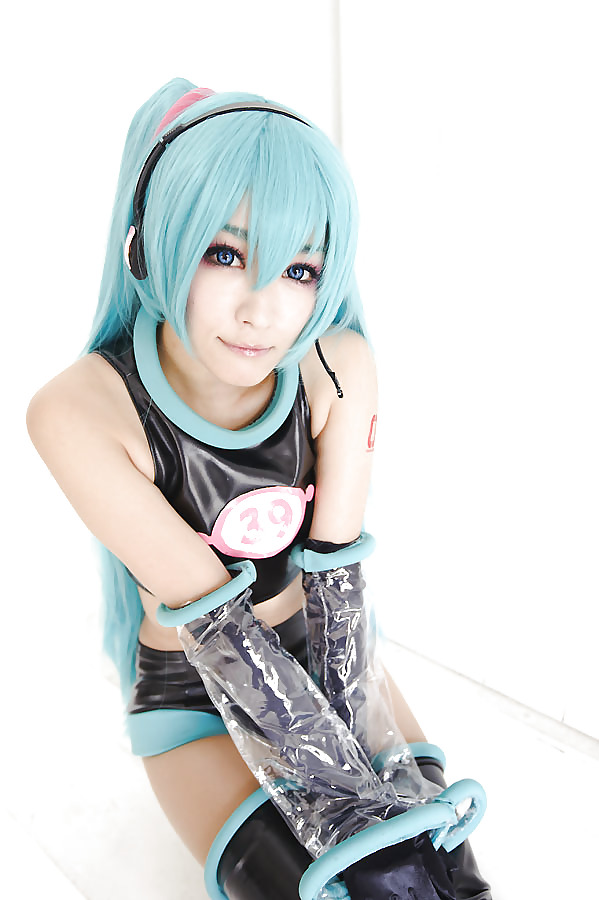 セクシーな日本の初音ミクのコスプレ2
 #10219196