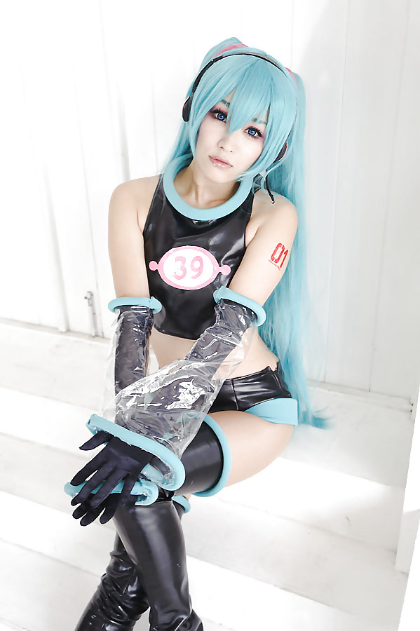 セクシーな日本の初音ミクのコスプレ2
 #10219280