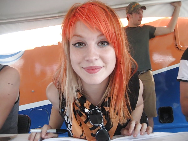 Hayley Williams Collection (With Nudes and Fakes) #15930849