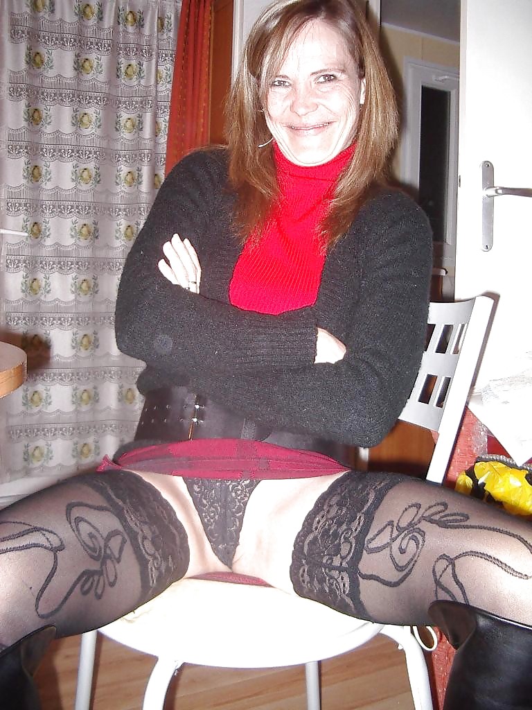 What would you do to this MILF? 2 #12408348