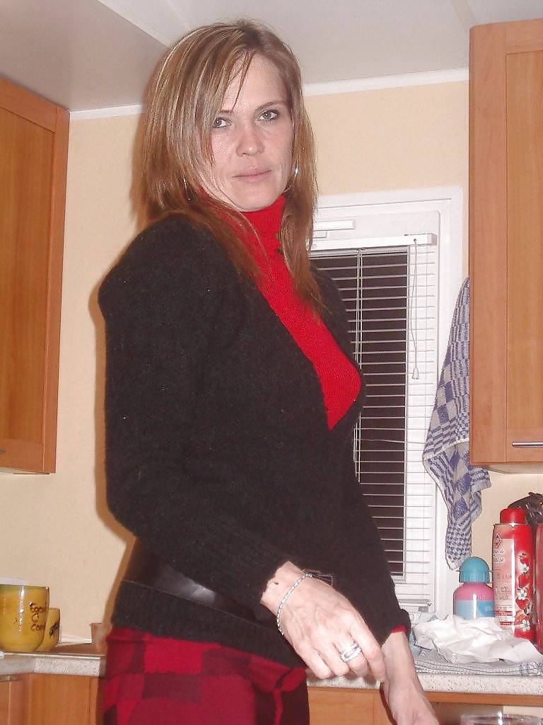What would you do to this MILF? 2 #12408361