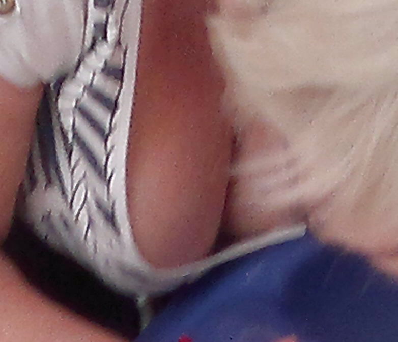 Voyeur m.i.l
 #4494202