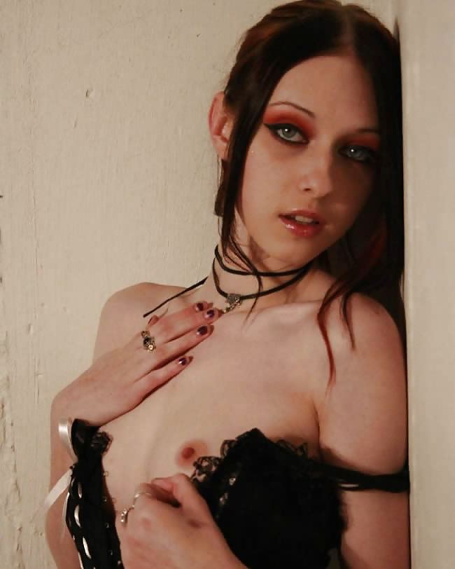 Liz Vicious - 009 #8453377