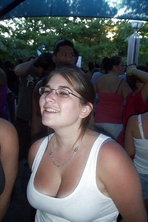 Cleavage 1 #19631708