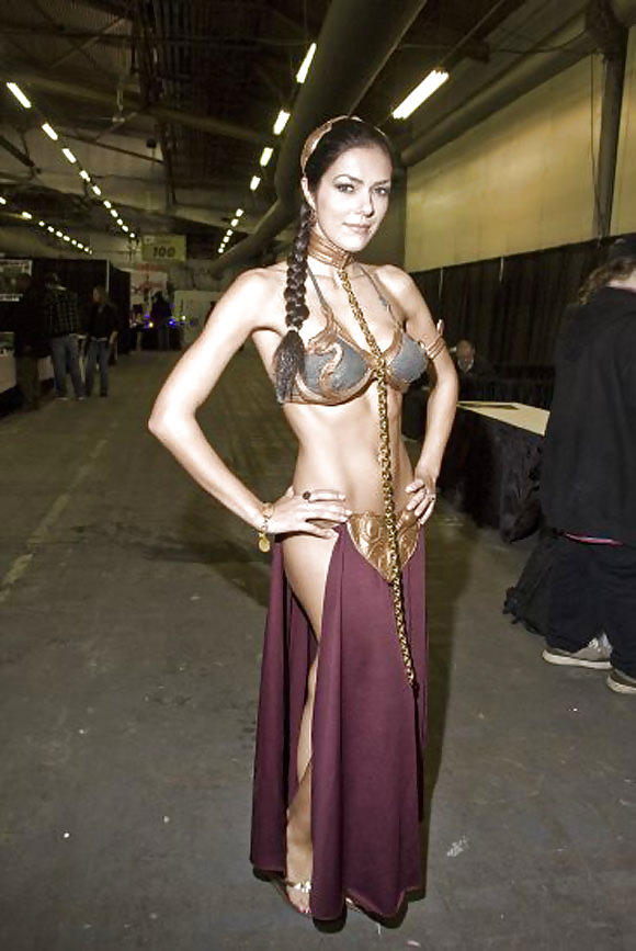 Adrianne Curry Cosplay #10673682