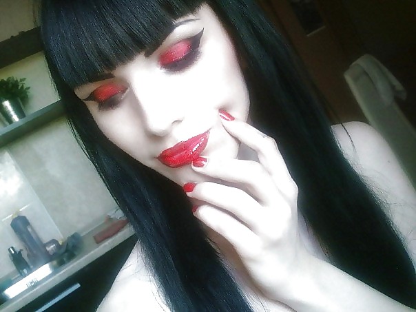Make-up Make-up # 4 #22432424