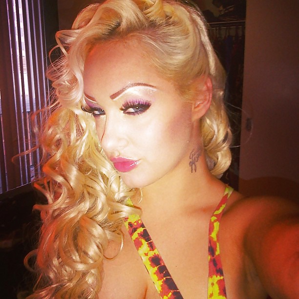 Make-up Make-up # 4 #22432438