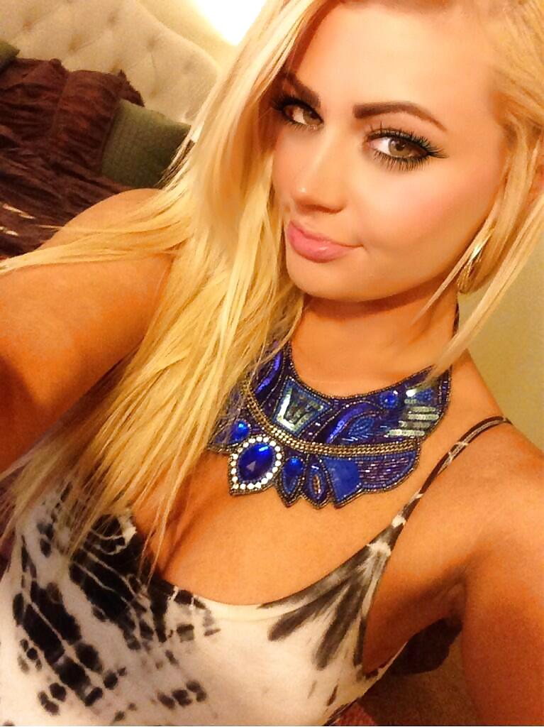 Make-up Make-up # 4 #22432446