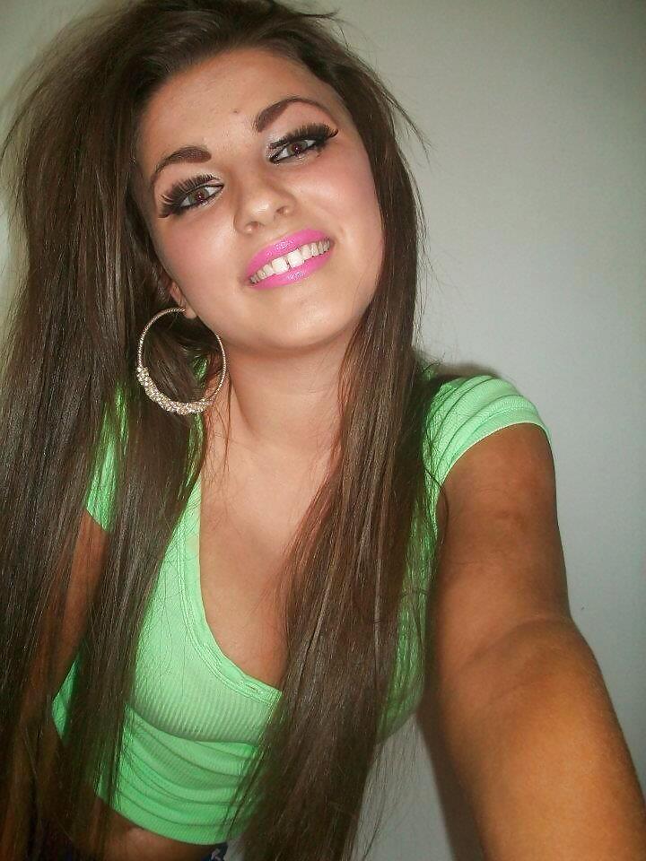 Make-up Make-up # 4 #22432460