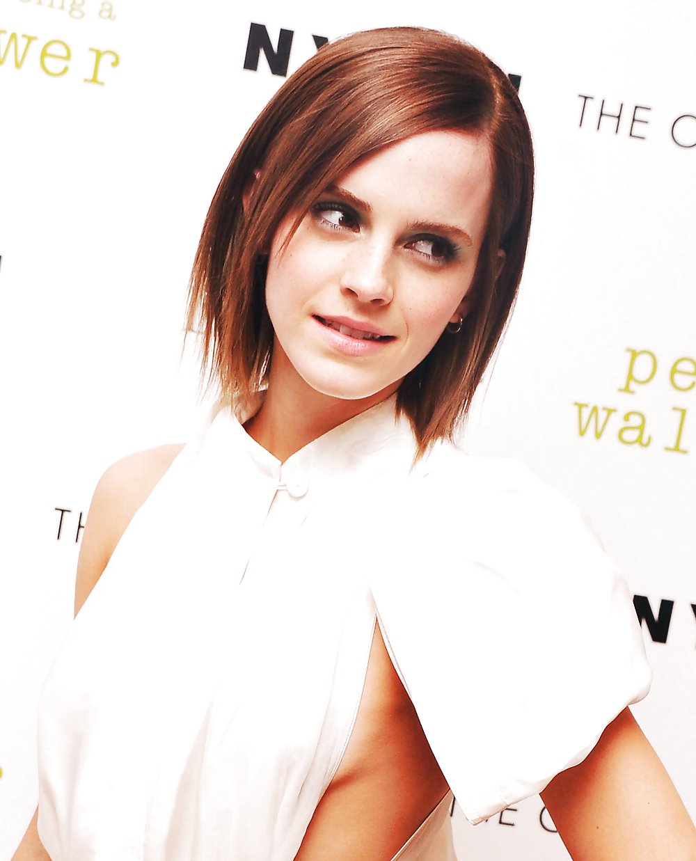 Emma watson perks screening a new york 
 #13773108