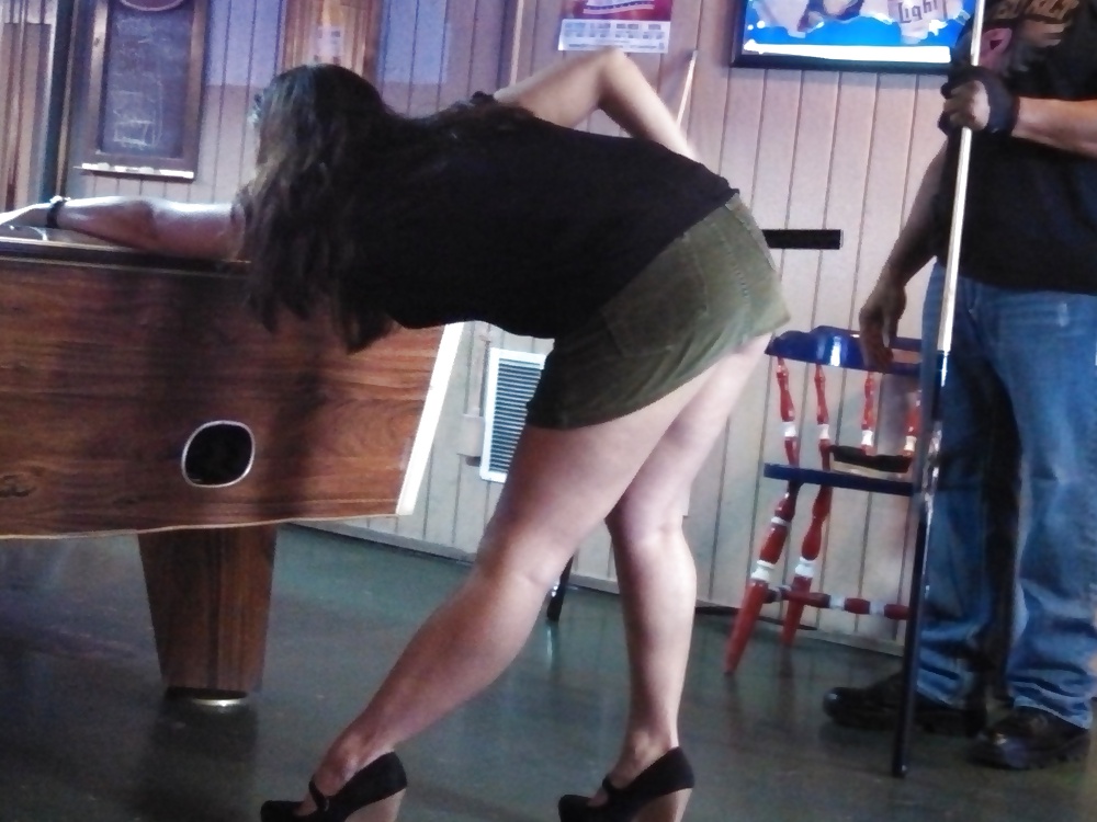 Normal afternoon at the bar #20098813