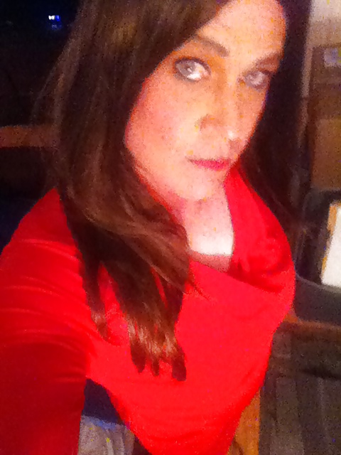 Dame In Rot #20172571