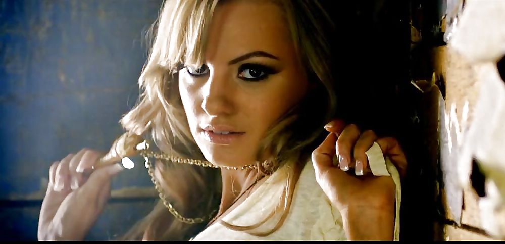 Alexandra stan
 #21572776