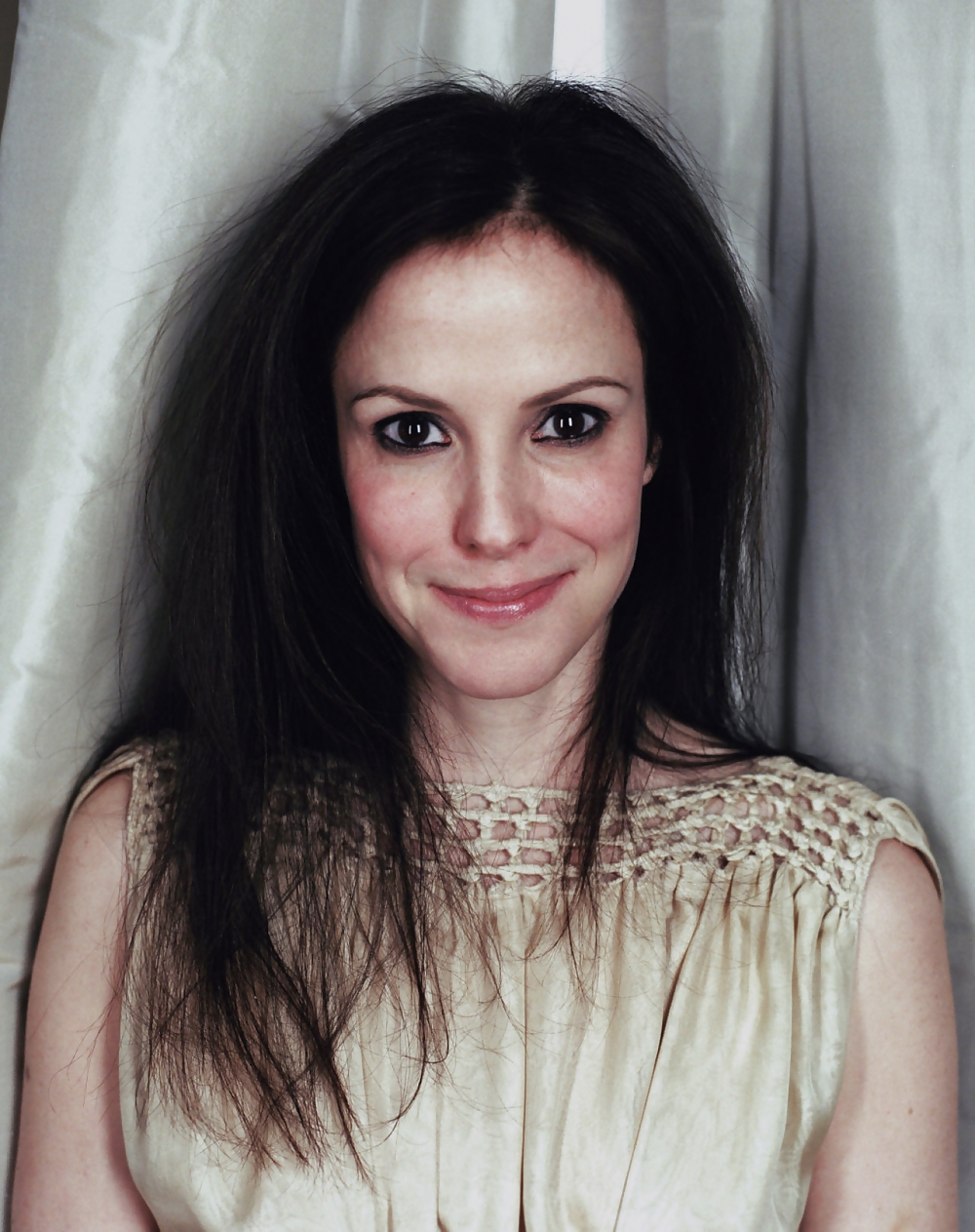Mary-Louise Parker (hq) #13004408