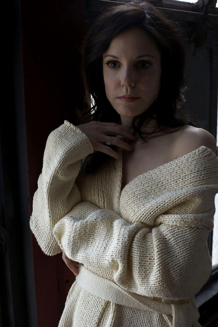 Mary-Louise Parker (HQ) #13004472