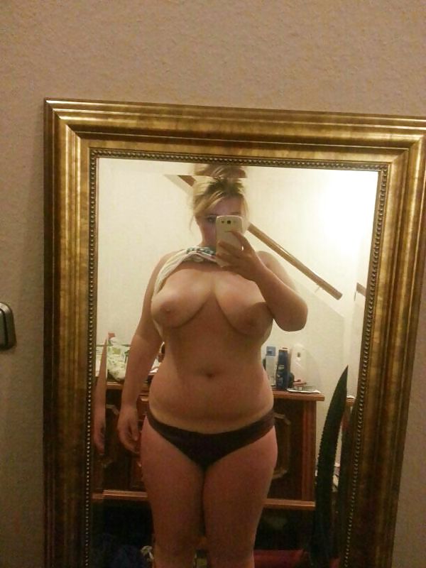 Chica gordita que conocí en línea..
 #20814667