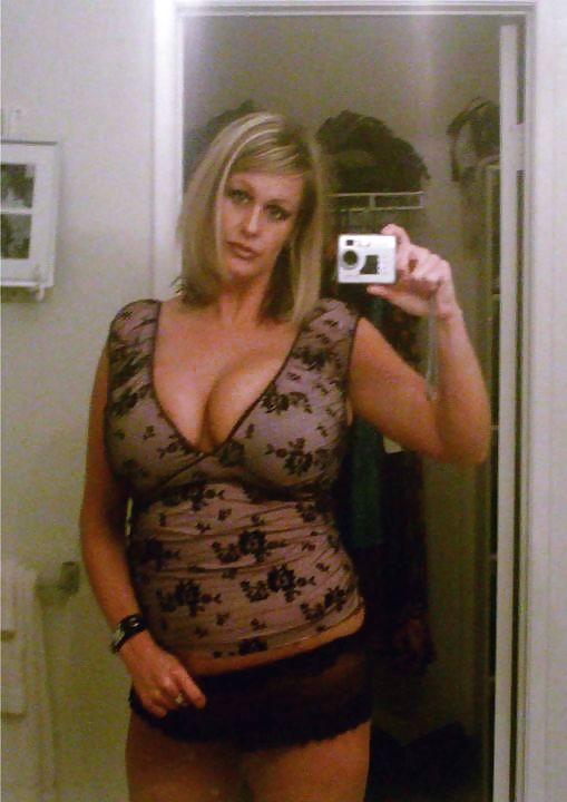 Blonde milf with big tits #16674127
