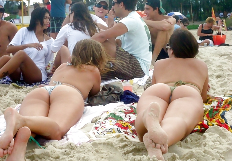 Bikini à Rio Grande Do Sul - Brésil #3861471