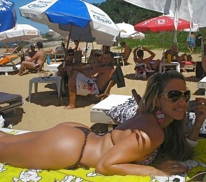 Bikini à Rio Grande Do Sul - Brésil #3861771