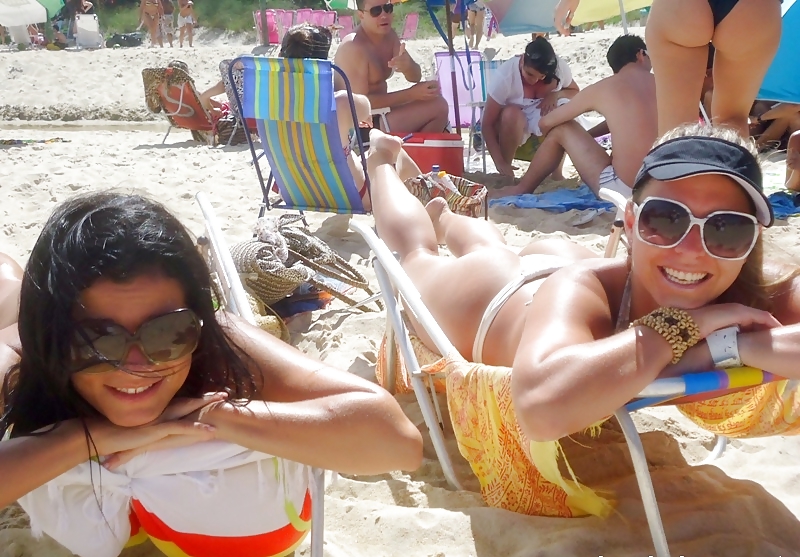 Bikini à Rio Grande Do Sul - Brésil #3861787