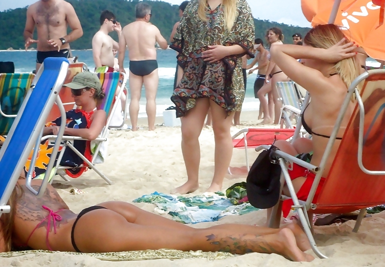 Bikini à Rio Grande Do Sul - Brésil #3861905