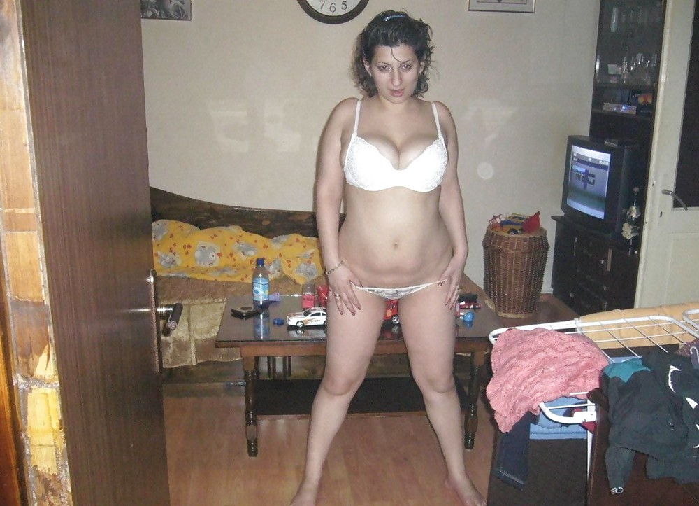 Busty Chubby MILF from Greece #19787645