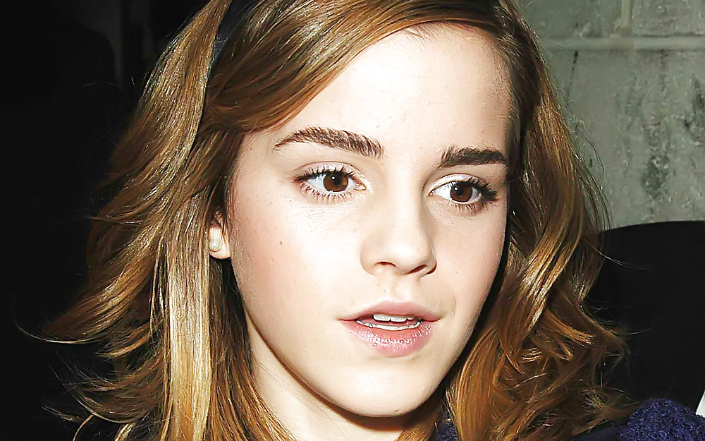 Emma watson
 #1614991