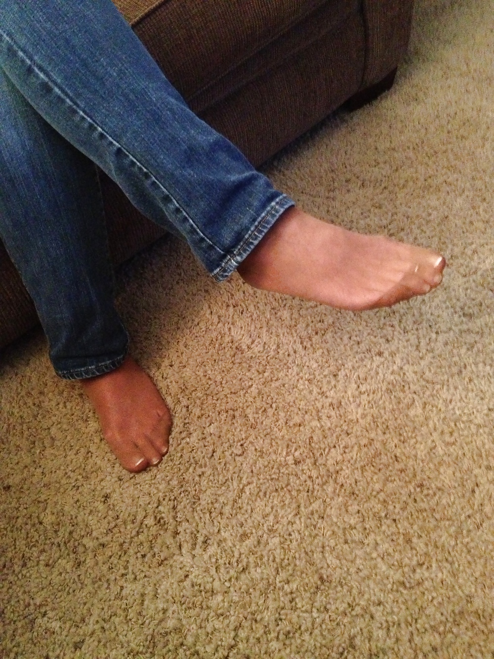 Mis pies cándidos en pantimedias
 #17464100
