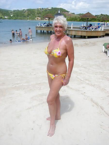 ベンズガール
 #19316653