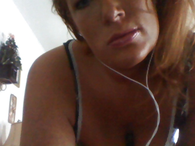 Tittytease
 #2669326