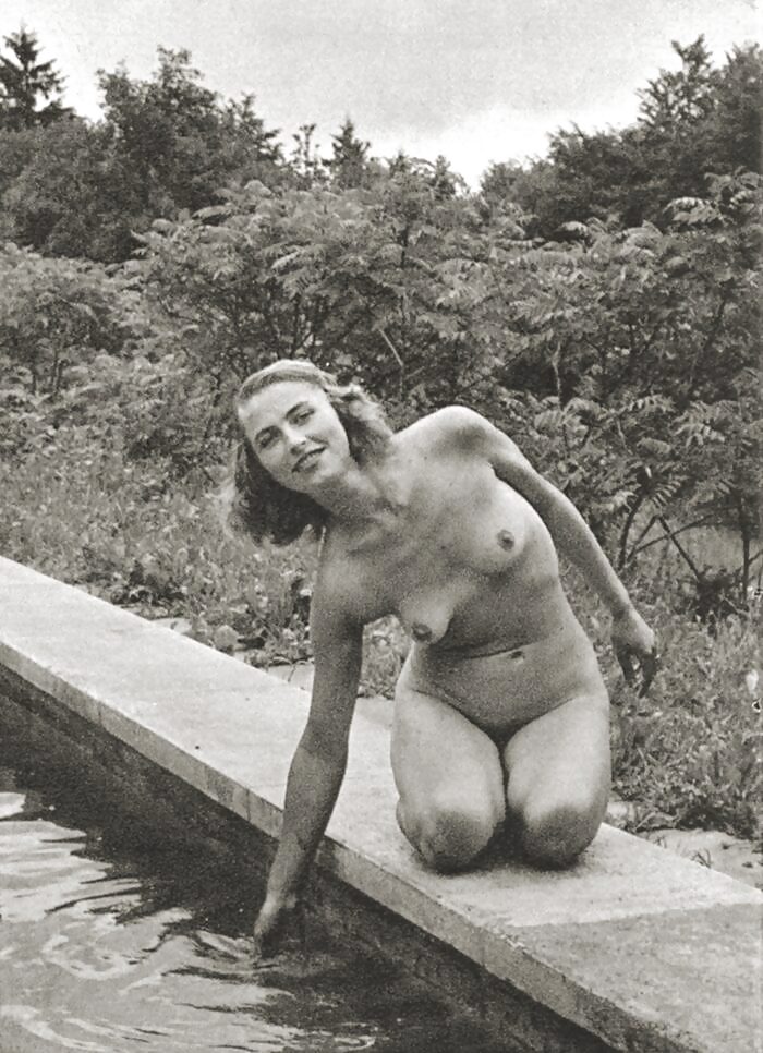 Unas cuantas chicas naturistas vintage que realmente me excitan (8)
 #22305931